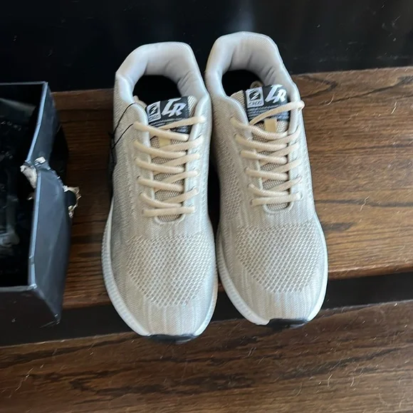 New inbox Conzuri tan sneakers! I paid $154.99. Ery nice! - Picture 4 of 7